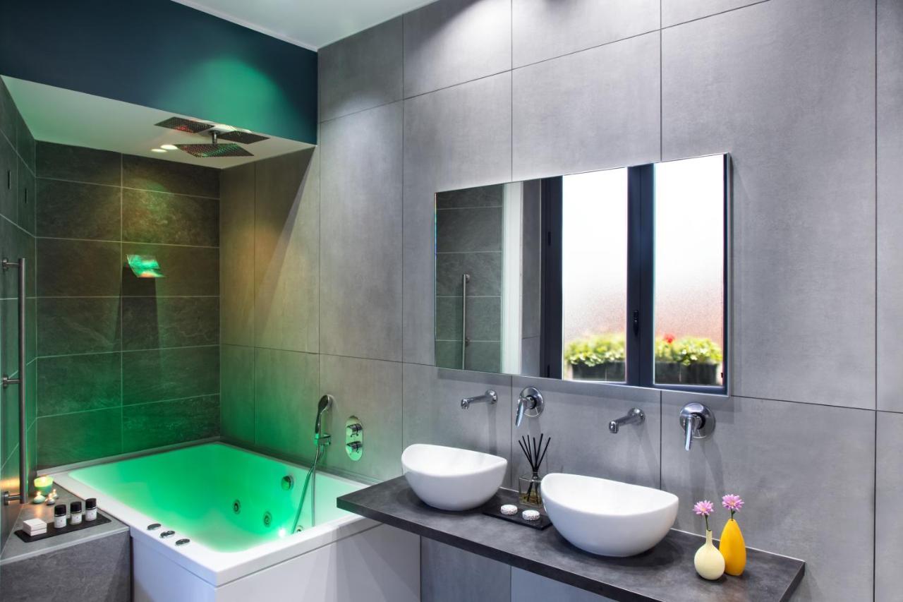 Enjoy Art Bed & Breakfast เนเปิลส์ ภายนอก รูปภาพ